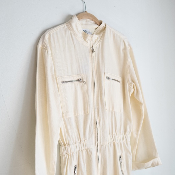 Urban Outfitters Ivory Linen Blend Jumpsuit - Picture 2 of 8